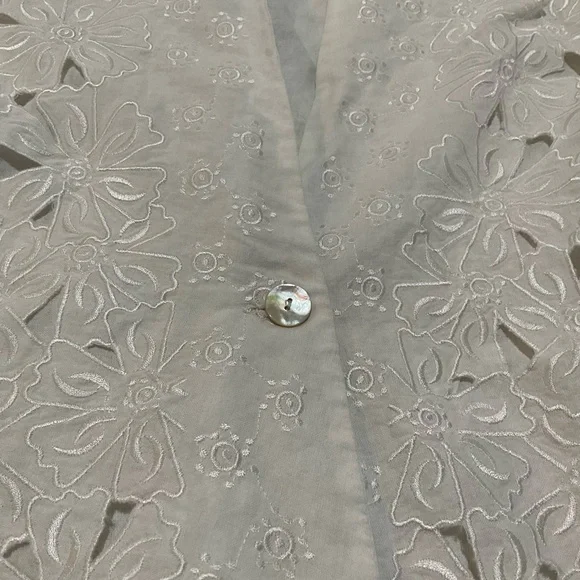 Night Studio Linen Elegant White Lace Jacket - Picture 4 of 7